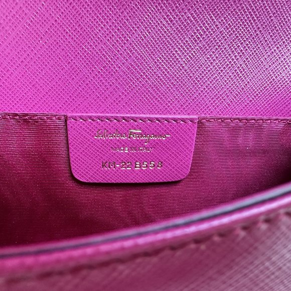 Salvatore Ferragmo Mini Vara Bow Bag - Picture 11 of 15